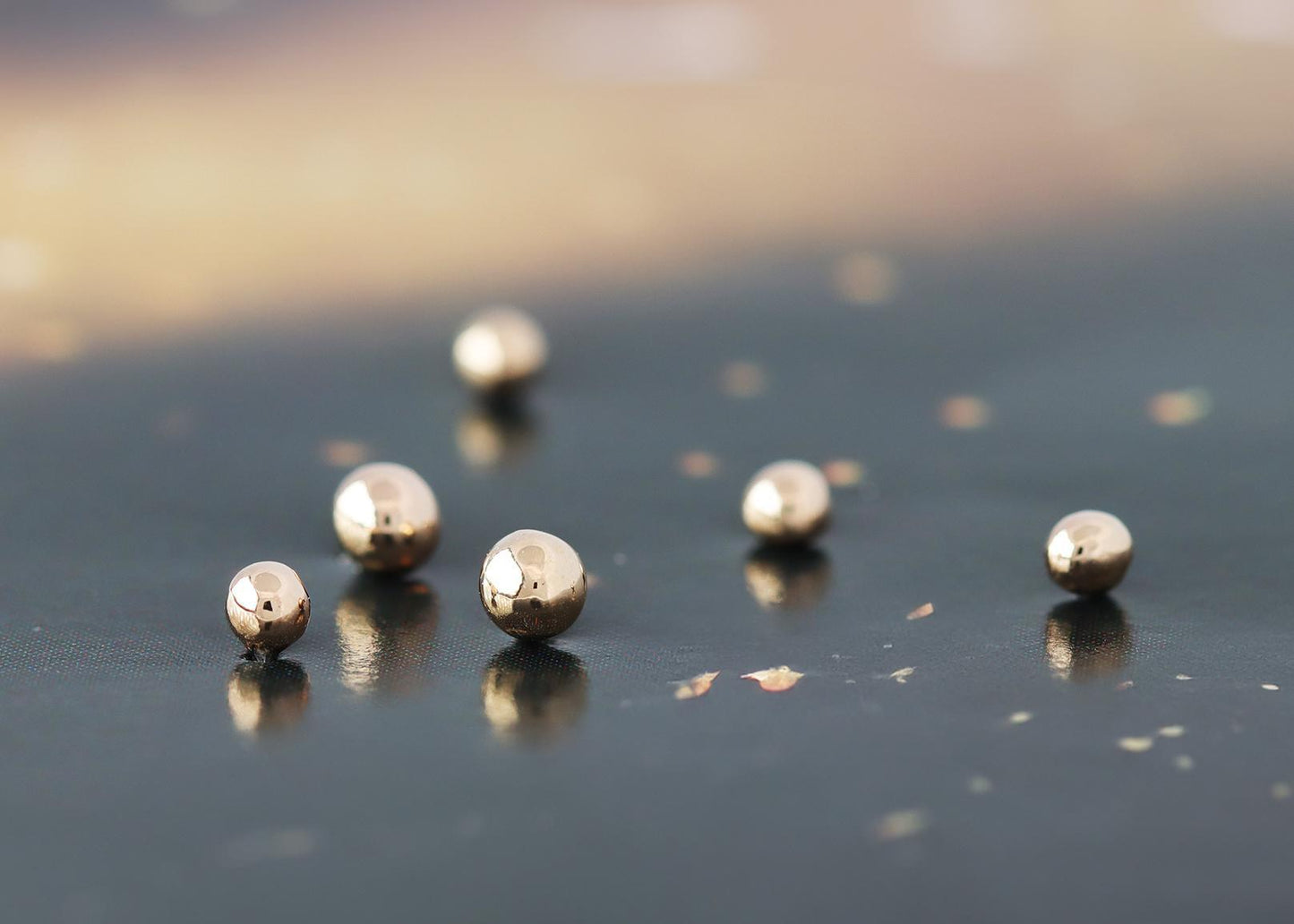 Gold Threadless Bead